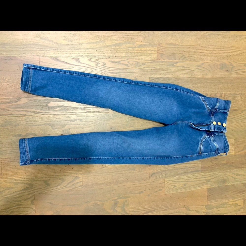 Colombian jeans (Most)